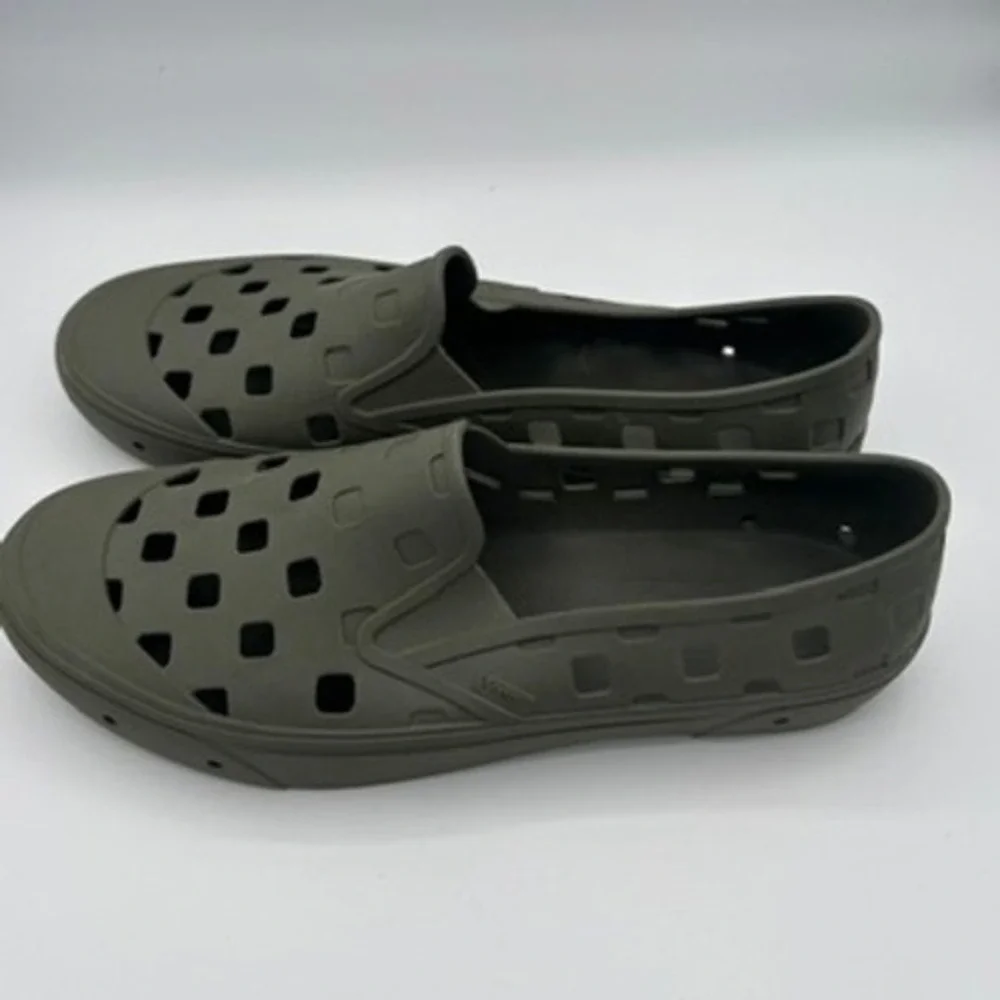 Vans Trek Slip-On Mens Sz 13 Grape Leaf Green Rubber Waffle Sole Water Shoes